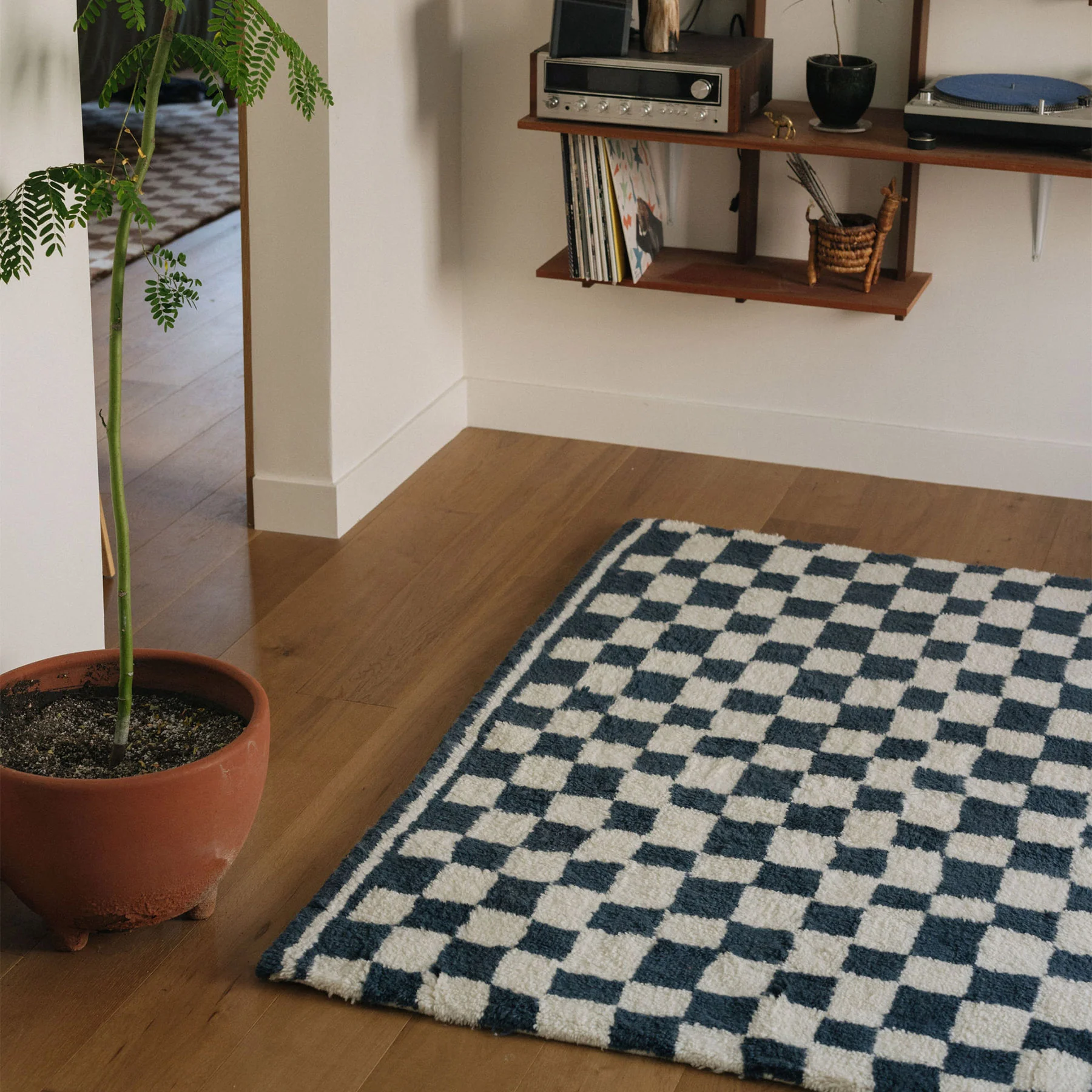 Azia 6' x 9' - Navy / Natural - Image 2