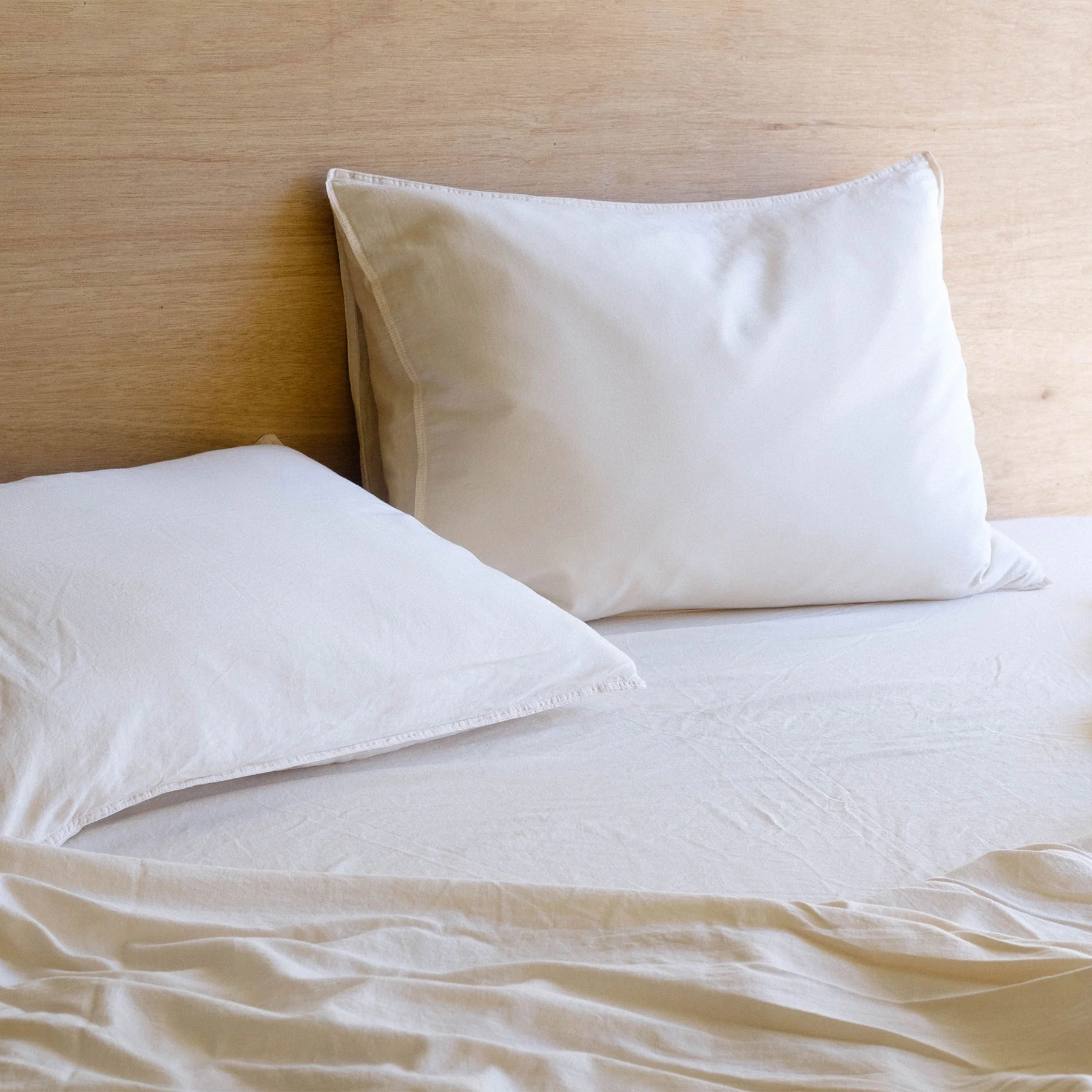 Fitted Sheet Sateen - Oat, Twin - Image 3