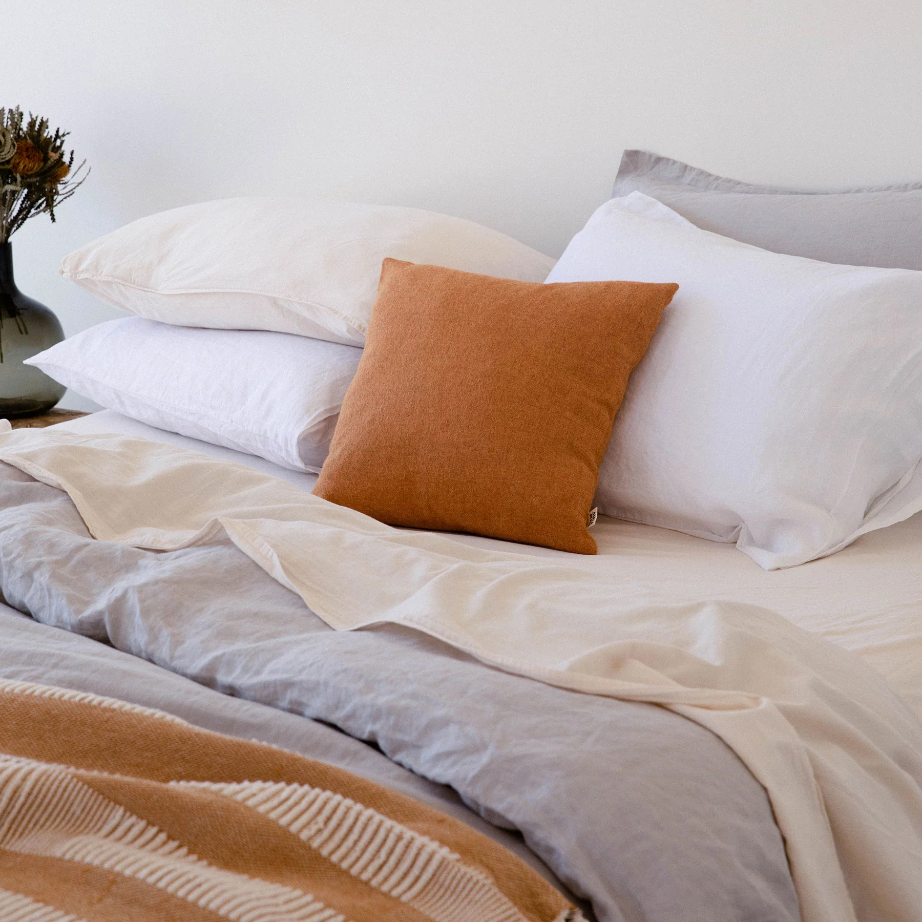 Fitted Sheet Sateen - Oat, Twin - Image 4